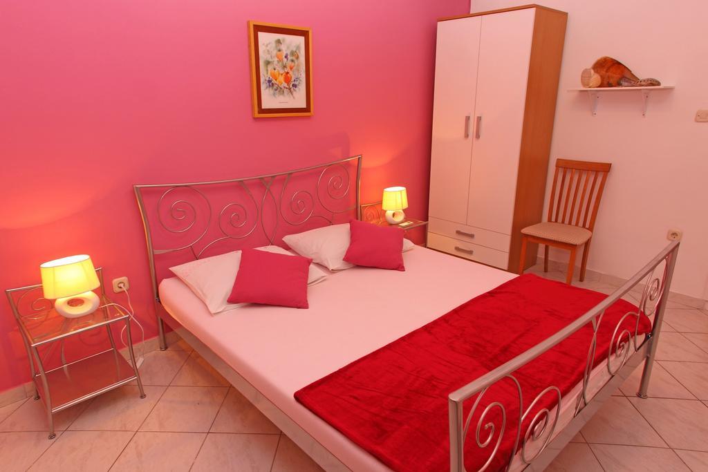 Apartment Marinesa *